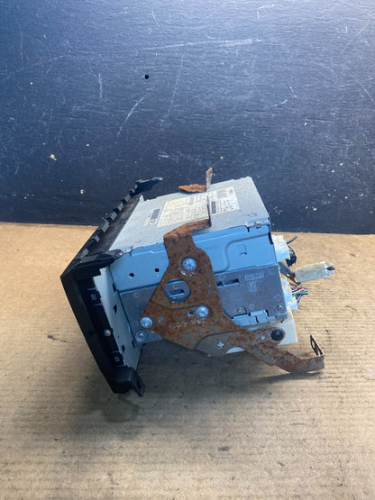 2013 to 2015 Nissan Altima Radio Screen Receiver AM-FM CD Player OEM aa1824 DG4
