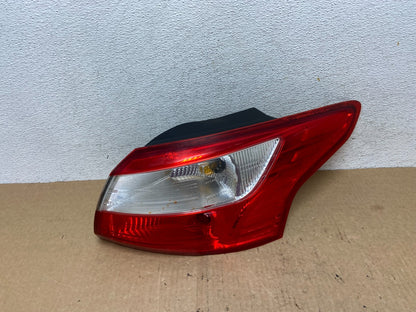 2012 2013 2014 Ford Focus Sedan Right Passenger Rh Side Tail Light AF9727 DW0