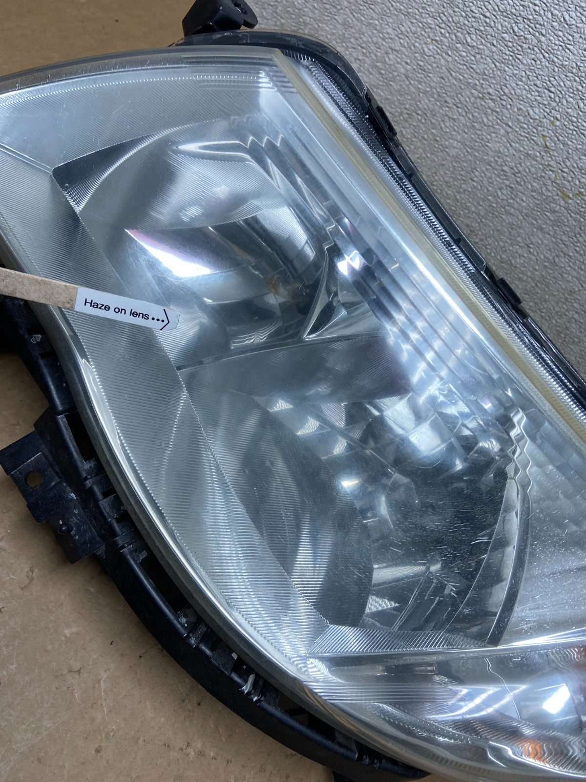 2009-2013 Subaru Forester Left Driver LH Halogen Headlight Z6940 DW4
