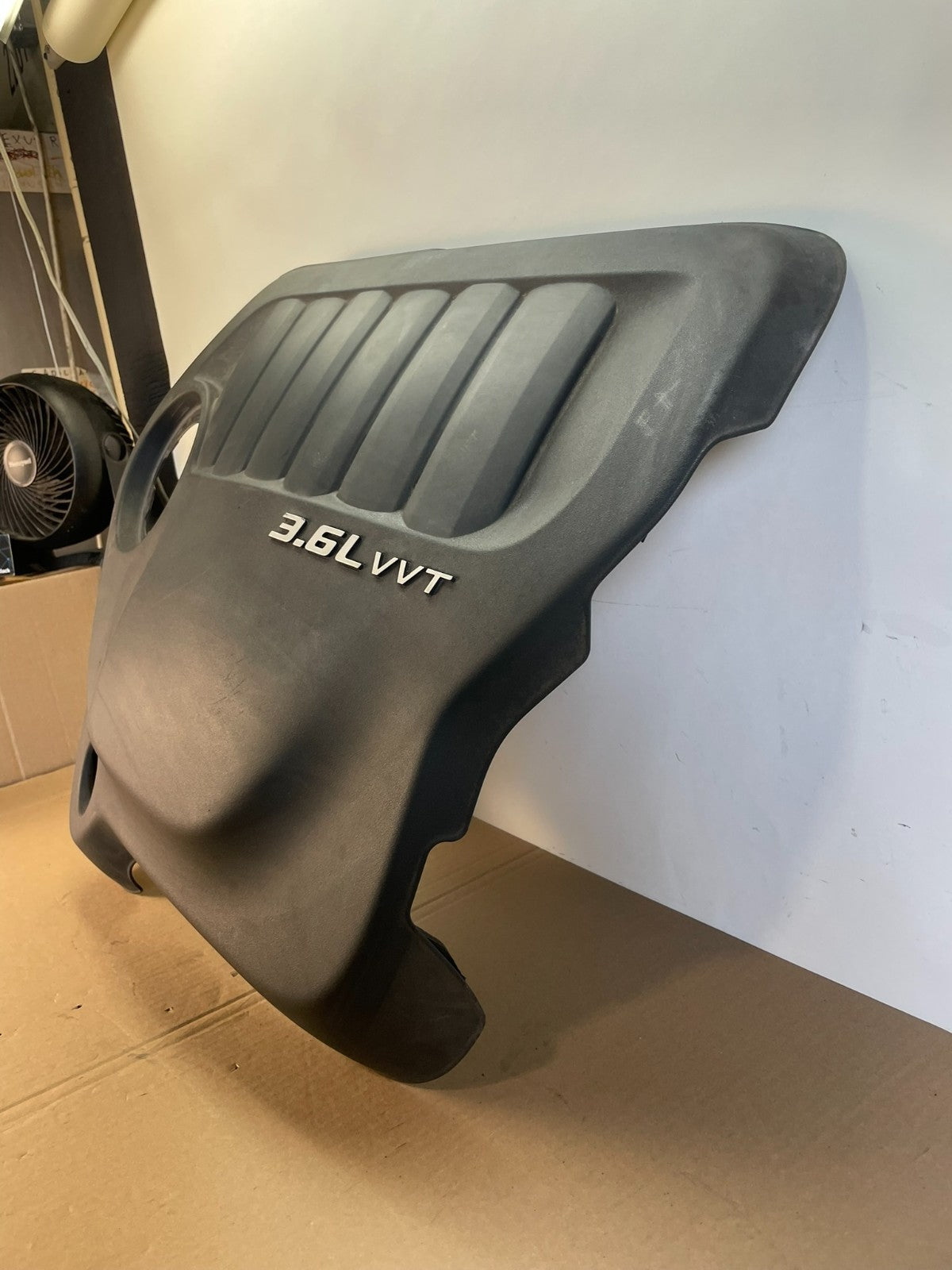 2011 to 2014 Chrysler 200 Avenger 3.6L VVT Engine Motor Cover Shield AG2588 MS1