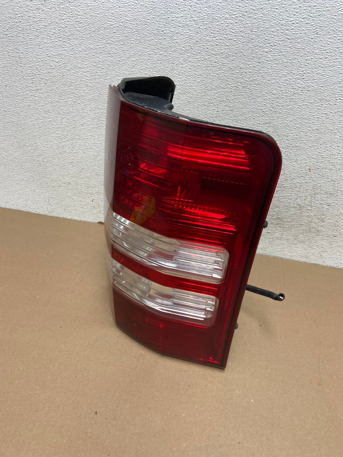 2008 to 2012 Jeep Liberty Right Passenger RH Side Tail Light AG3287 LK1