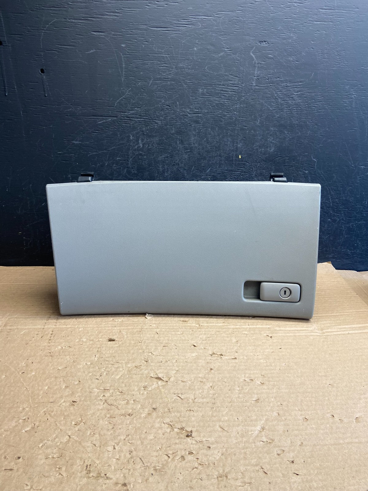 2011 - 2016 Honda Odyssey Front Right Passenger Storage Glove Box AF2720 DG0