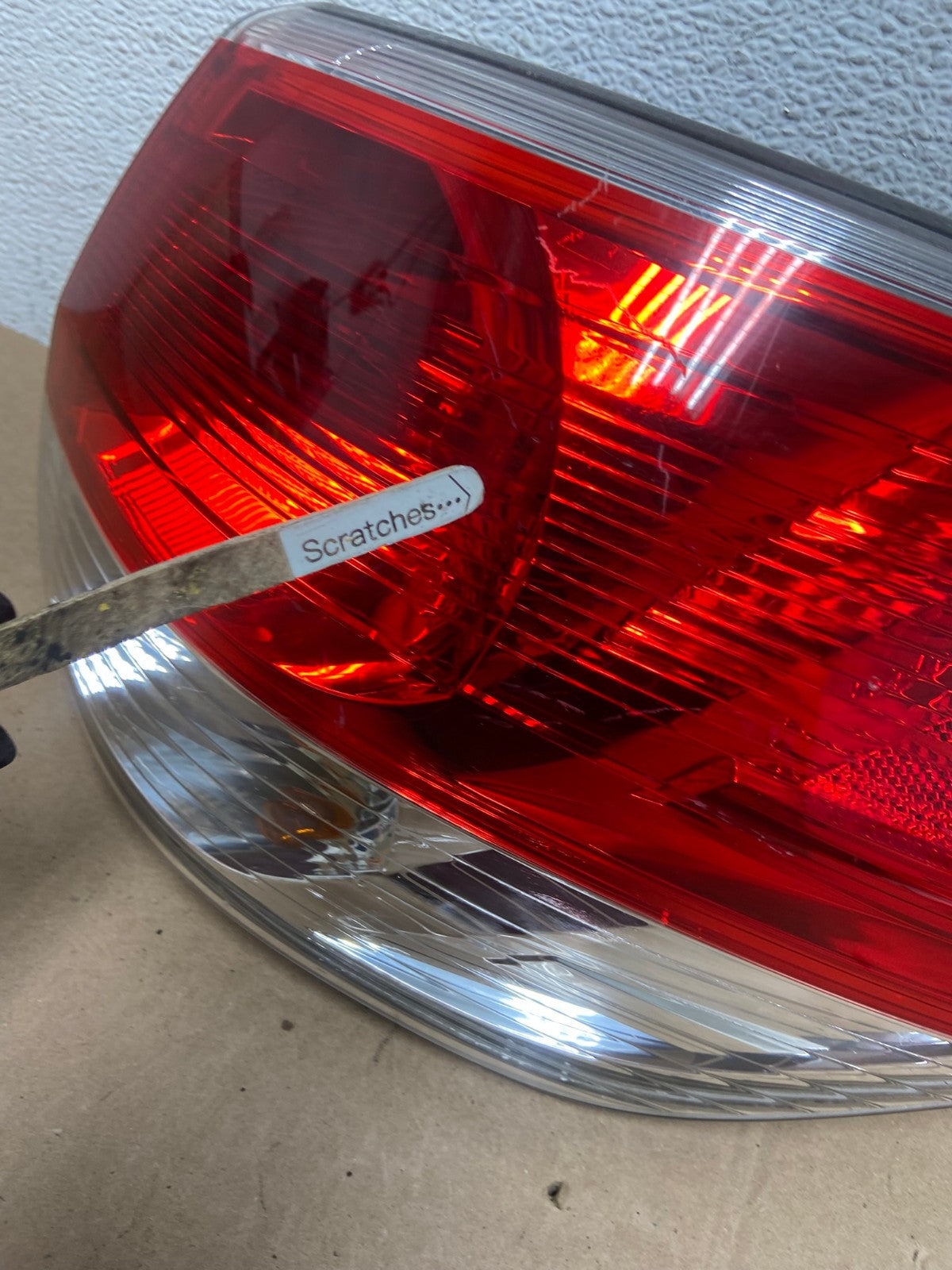 2013 to 2016 Nissan Pathfinder Passenger Right Side Tail Light AE4936 LK3