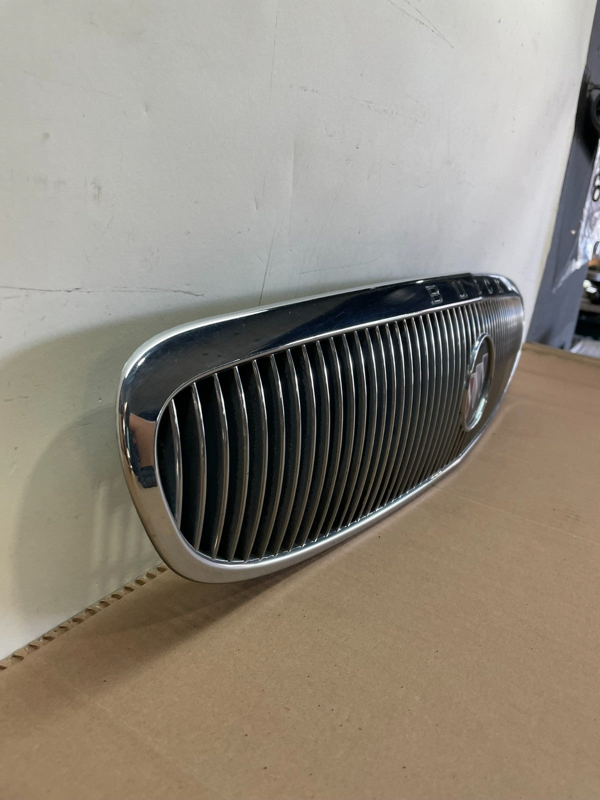 1997 to 2002 Buick Century Front Upper Grill Grille AH8559 DG2