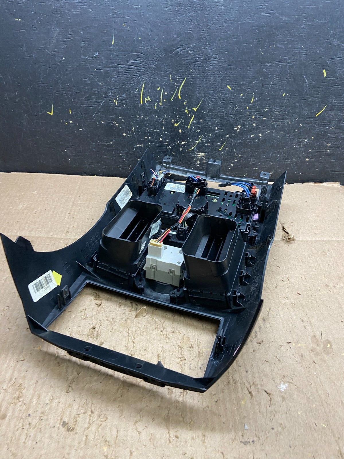 2008-2010 Dodge Grand Caravan Radio Bezel Climate Control Heat AC Heater Y8072 D5