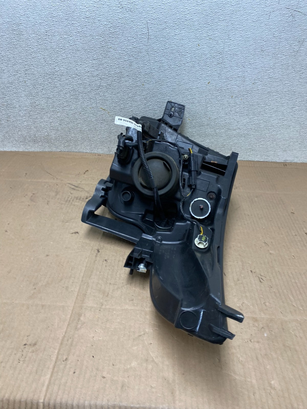 2011 to 2015 Ford Explorer Police Right Passenger Halogen Headlight Oem R7483 DW9