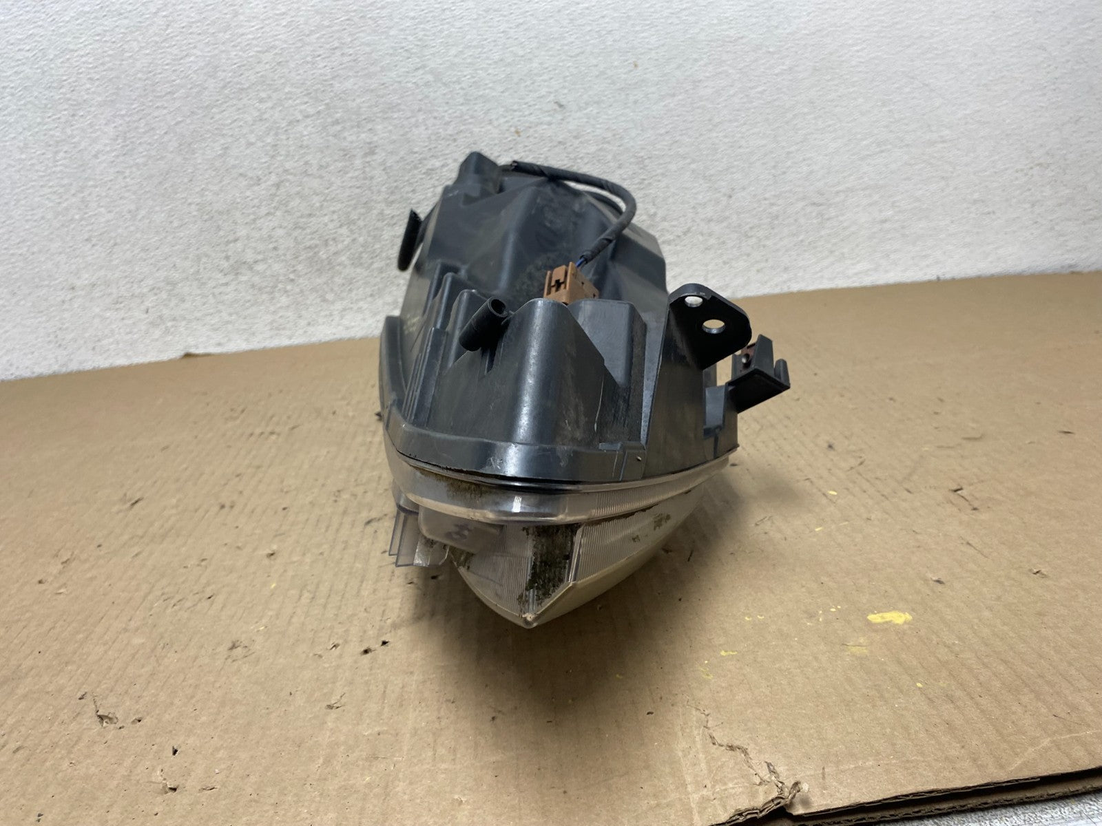 2010 2011 2012 Ford Fusion Left Driver LH Side Headlight Halogen AG7977 DW7