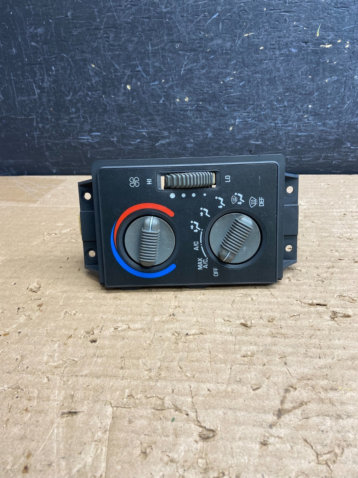 1995-1997 Chevrolet S10 BLAZER JIMMY AC Temp Climate Control Switch AG8682 DG1