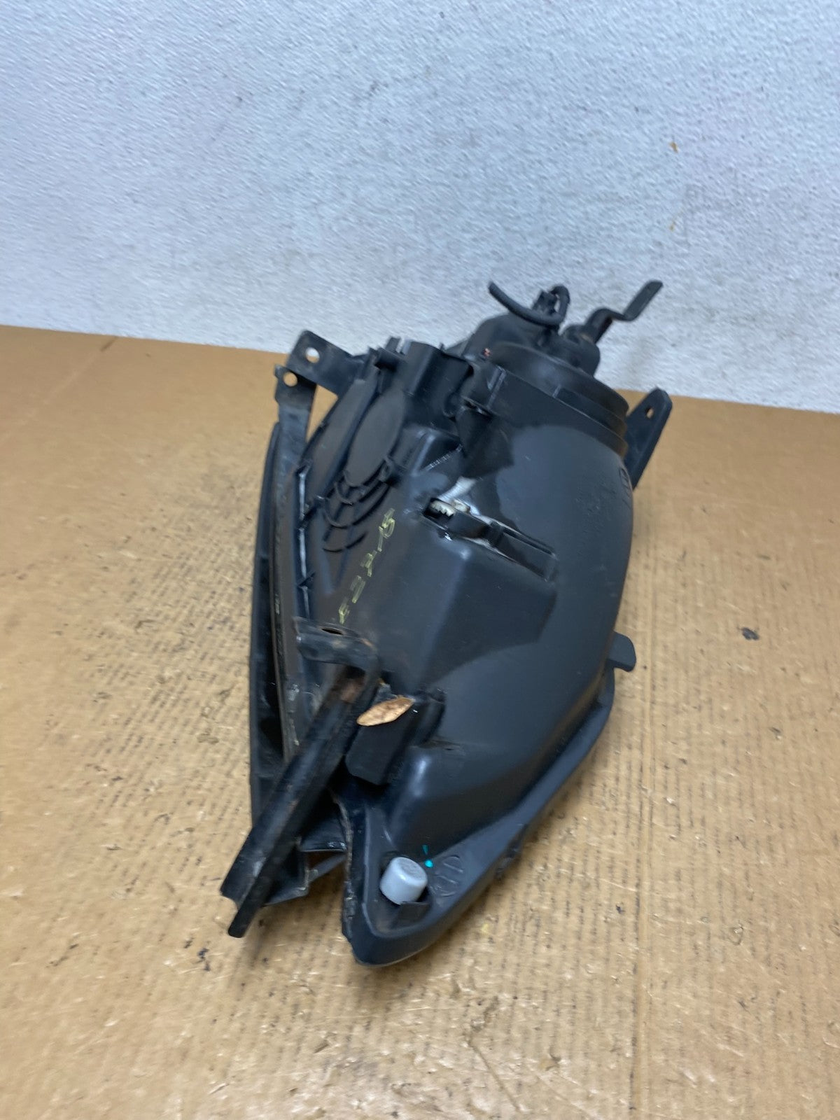 2001 - 2003 Honda Civic Coupe Headlight Halogen Left Driver LH AE2718 DW5