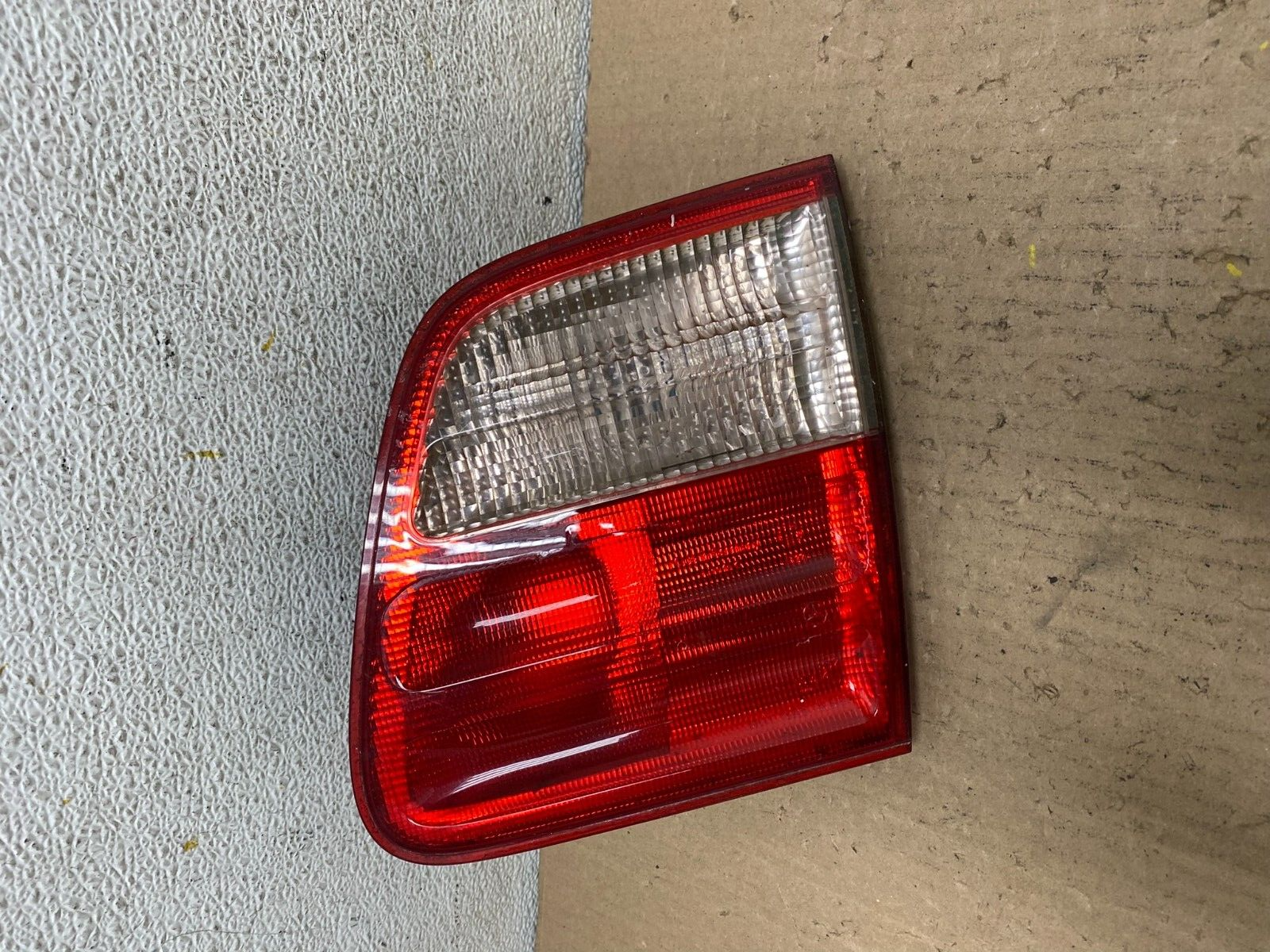 2000-2003 Mercedes-Benz E-Class E320 Wagon Right Passenge Inner Tail Light D17060