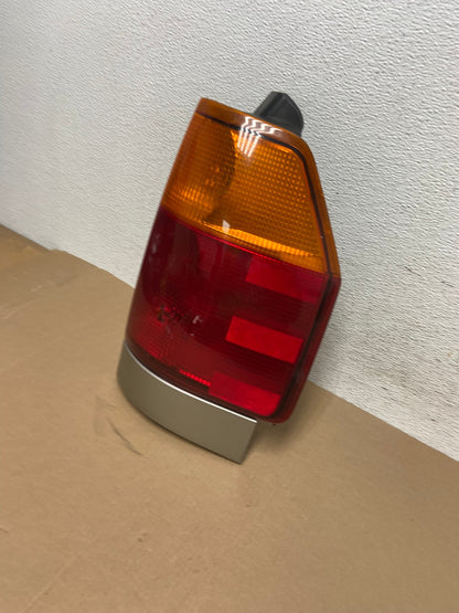 2002-2009 GMC Envoy Right Passenger RH Side Tail Light AD6408 LK1