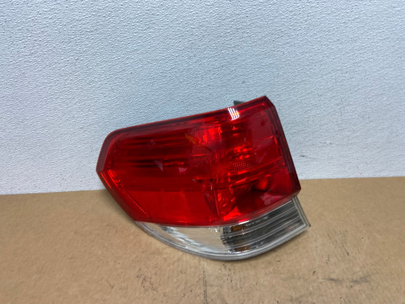 2008 2009 2010 Honda Odyssey Left Driver LH Side Tail Light AC3473 LK0