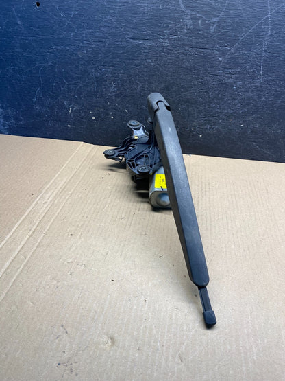2013 to 2019 Ford Escape Rear Windshield Wiper Motor AG3537 MS2
