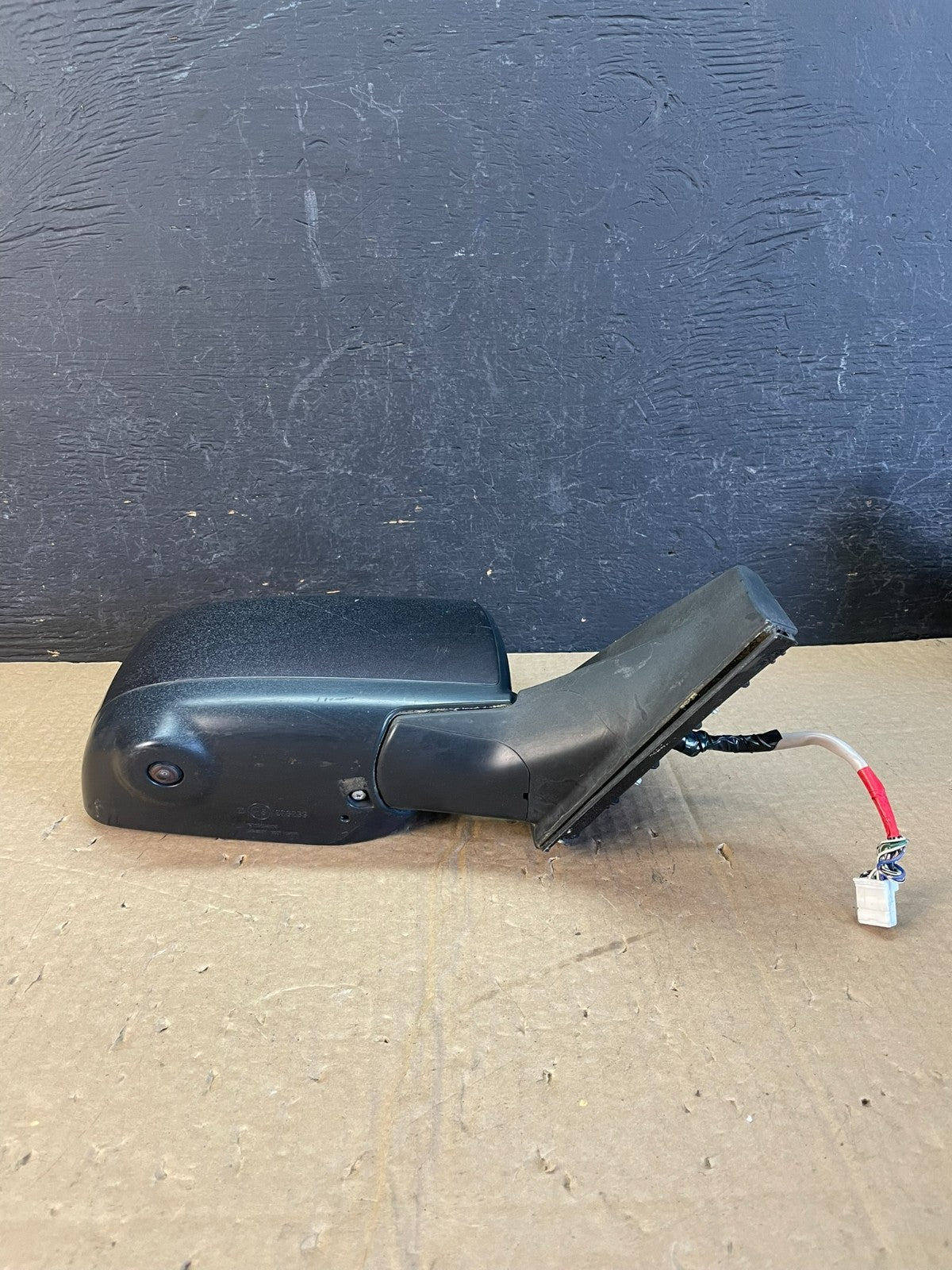 2008 to 2015 Nissan Rogue Right Passenger View Door Mirror AC9838 DW3