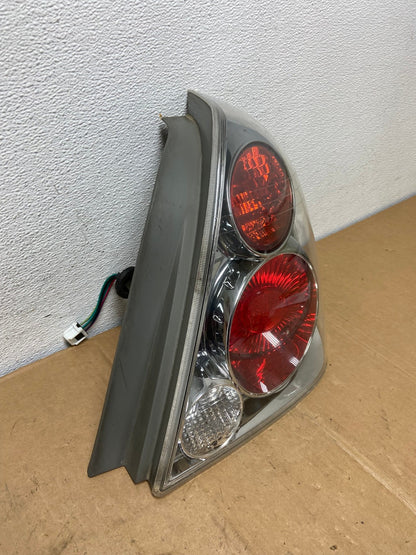 2005 to 2006 Nissan Altima Tail Light Right Passenger RH Side AC58628 LK2