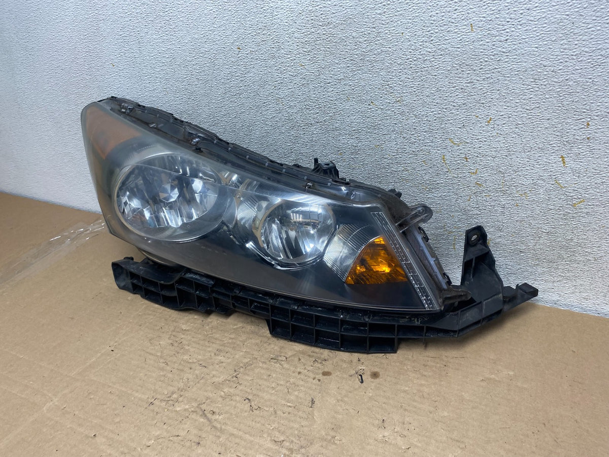 2008 to 2012 Honda Accord Sedan Right Passenger RH Headlight AI0899 DW1