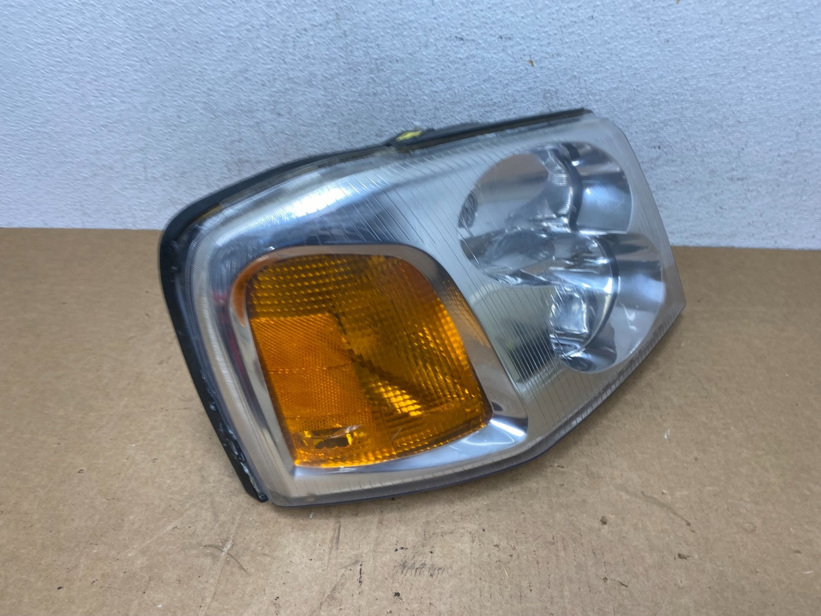 2002 to 2009 Gmc Envoy Right Passenger RH Side Headlight Halogen TYC AD6131 DW2