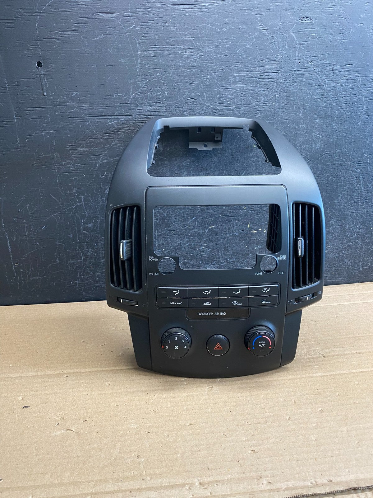 2009-2012 Hyundai Elantra Touring Wagon Front Radio Climate Control Bezel AG00940