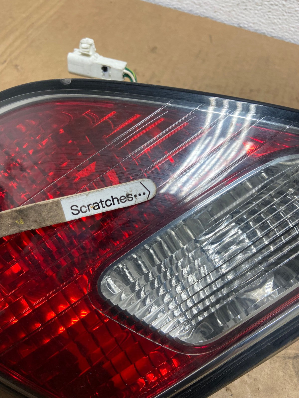 2002 2003 2004 Lexus ES300 ES330 Left Driver Lh Inner Tail Light AD3139 LK3