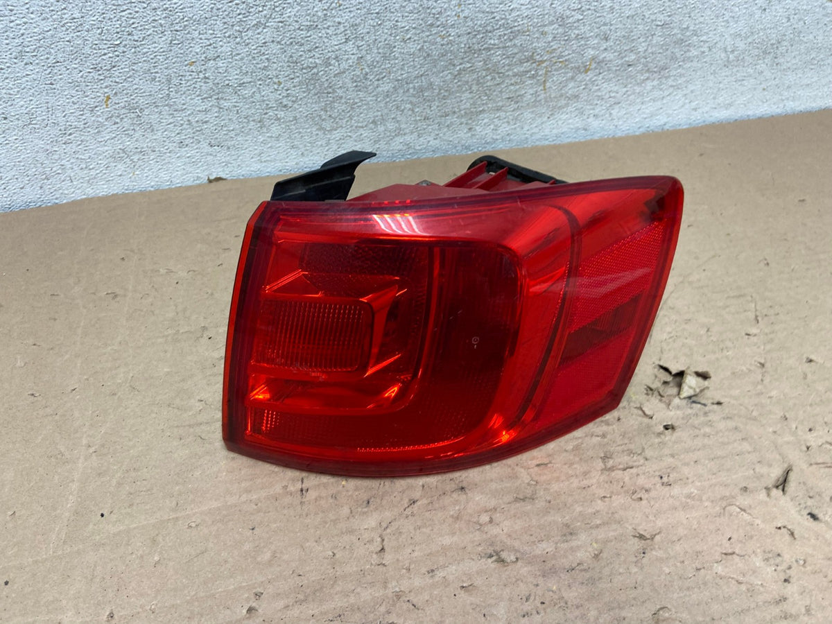 2011 to 2014 Volkswagen Jetta Right Passenger Rh Side Tail Light AI1052 LK0