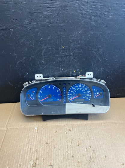 2001 2003 Toyota Sienna Speedometer Cluster Gauge AB9722 DG0