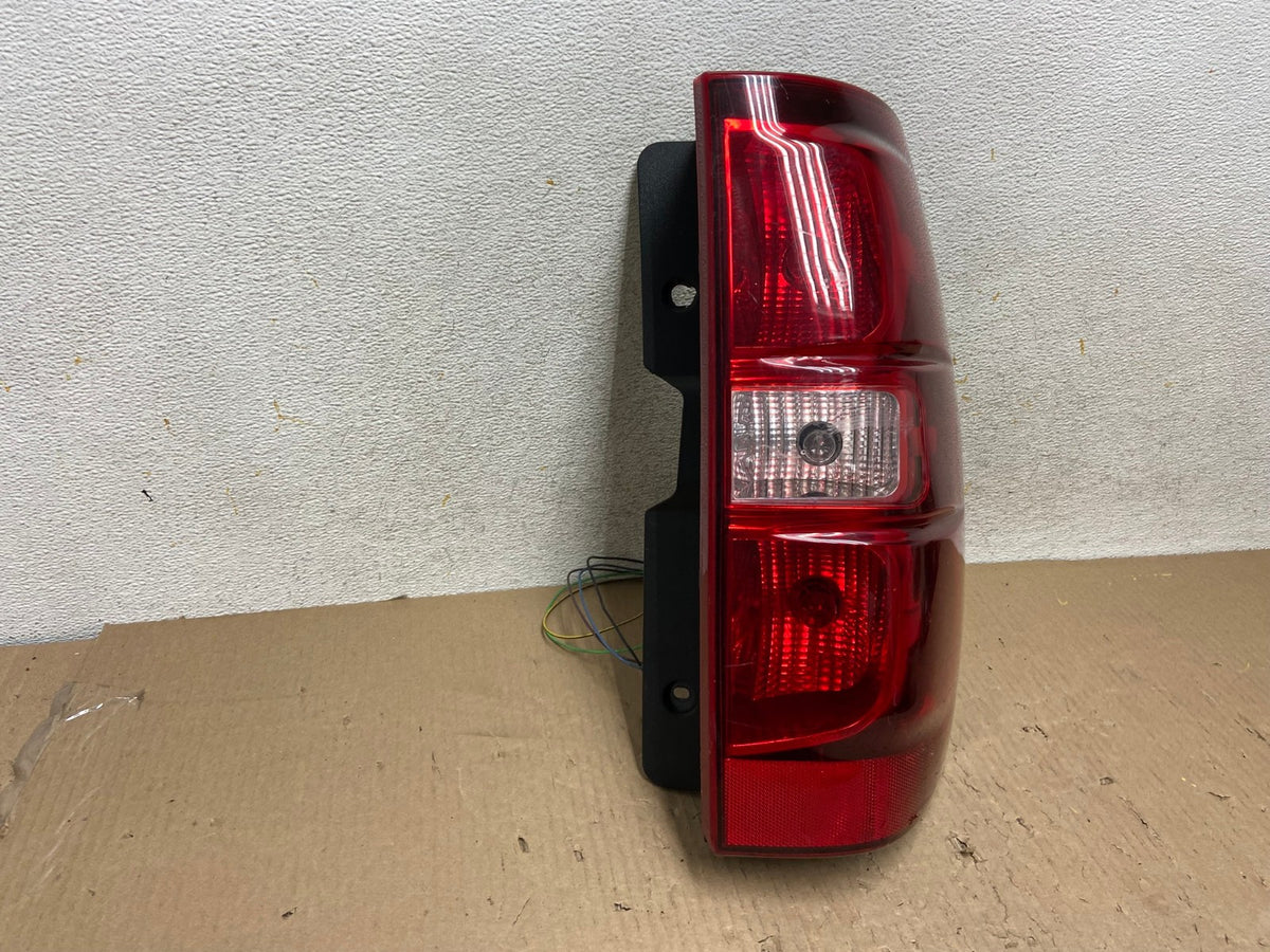 2008-2014 Chevrolet Tahoe Suburban Right Passenger Rh Tail Light AH5956 LK1