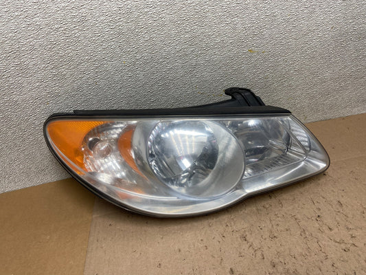2007 2008 2009 2010 Hyundai Elantra Right Passenger Side Headlight OEM Z6434 DW0