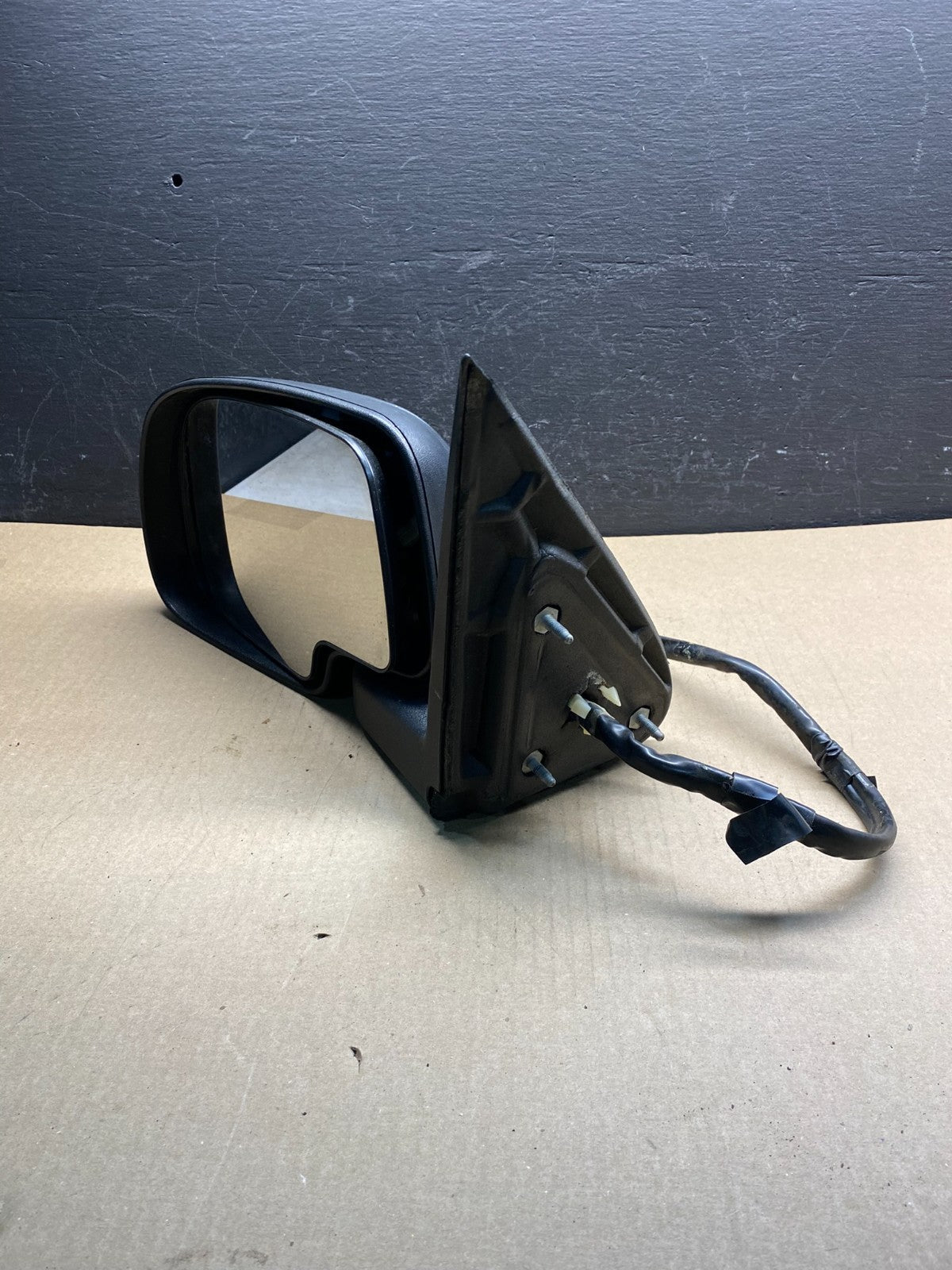 2003-2006 Chevrolet Avalanche Left Driver Turn Sgn View Door Mirror Oe AC8826 DG11