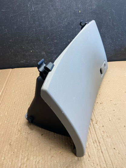 2011 - 2016 Honda Odyssey Front Right Passenger Storage Glove Box AF6381 DG4