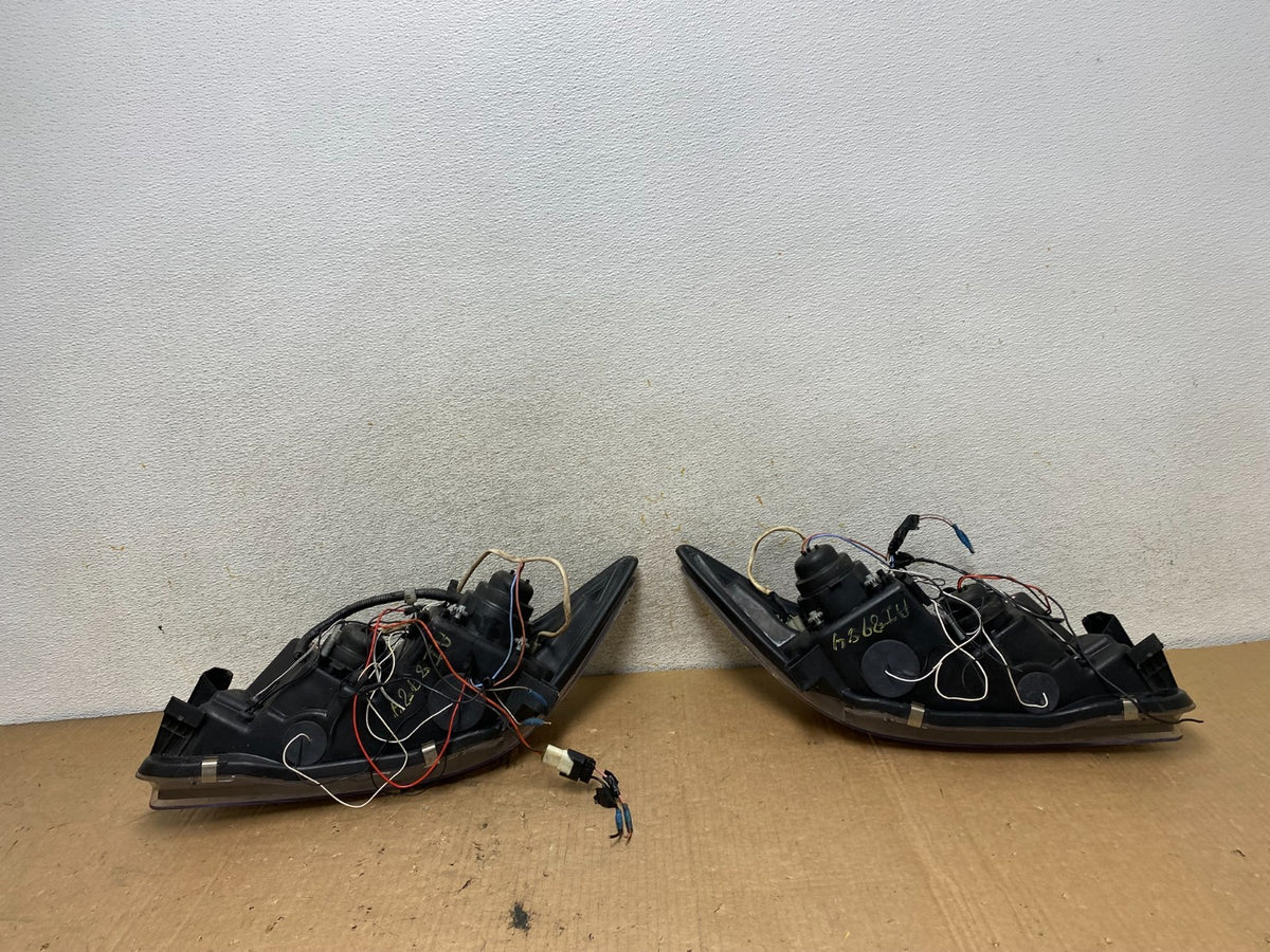 2005 to 2010 Scion Tc Left+Right Side Set Black LED Headlights AI8984 DW9