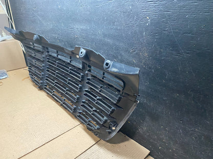 2009 to 2011 Freightliner Sprinter Front Upper Chrome Grill Grille v6948 DG6