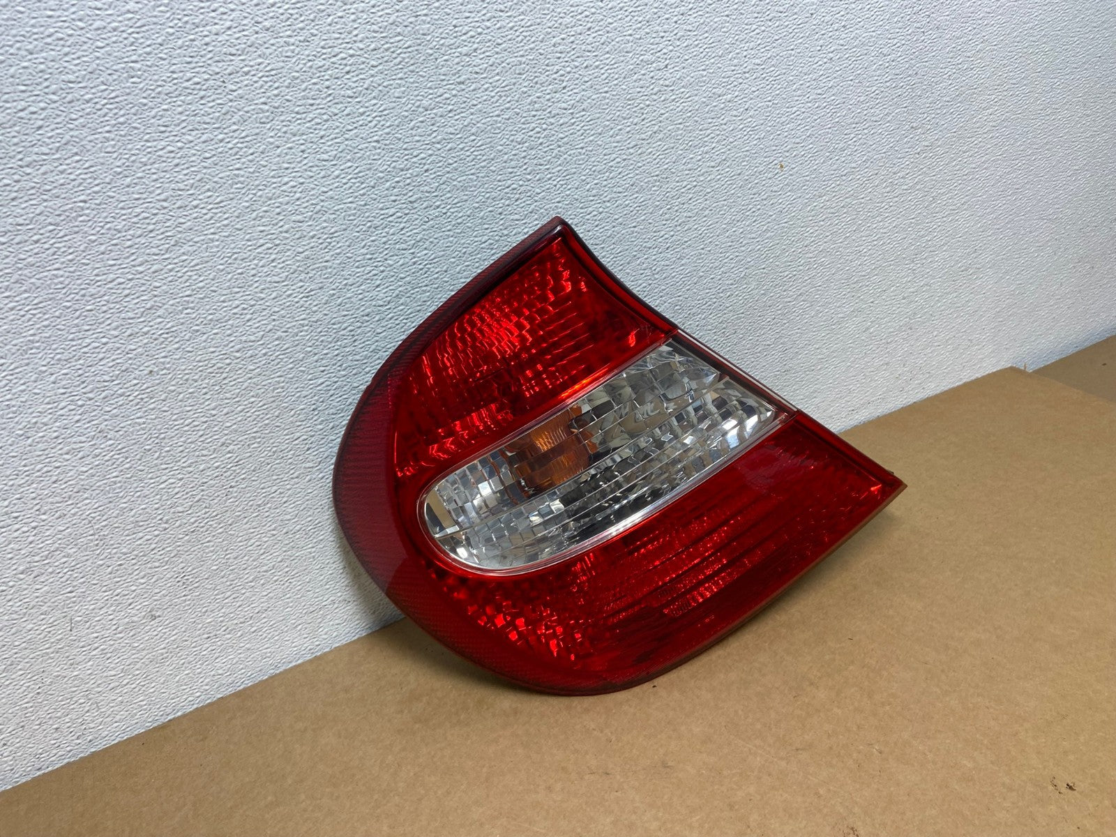 2002 2003 2004 Toyota Camry Left Driver LH Side Tail Light AC1673 LK2