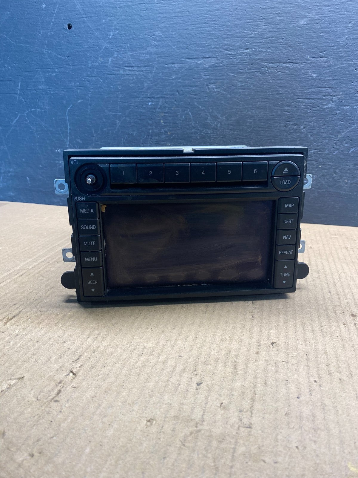 2006 - 2008 Ford Expedition Explorer Radio CD Player AM/FM AE6378 DW0