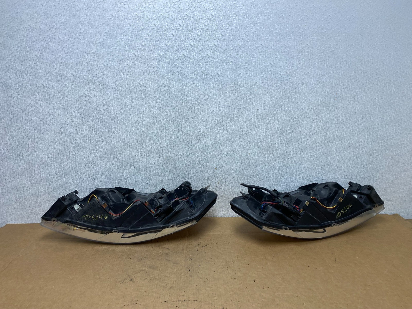 2006 - 2013 Chevrolet Impala Left+Right Set Headlights Halogen AD5246 DW8