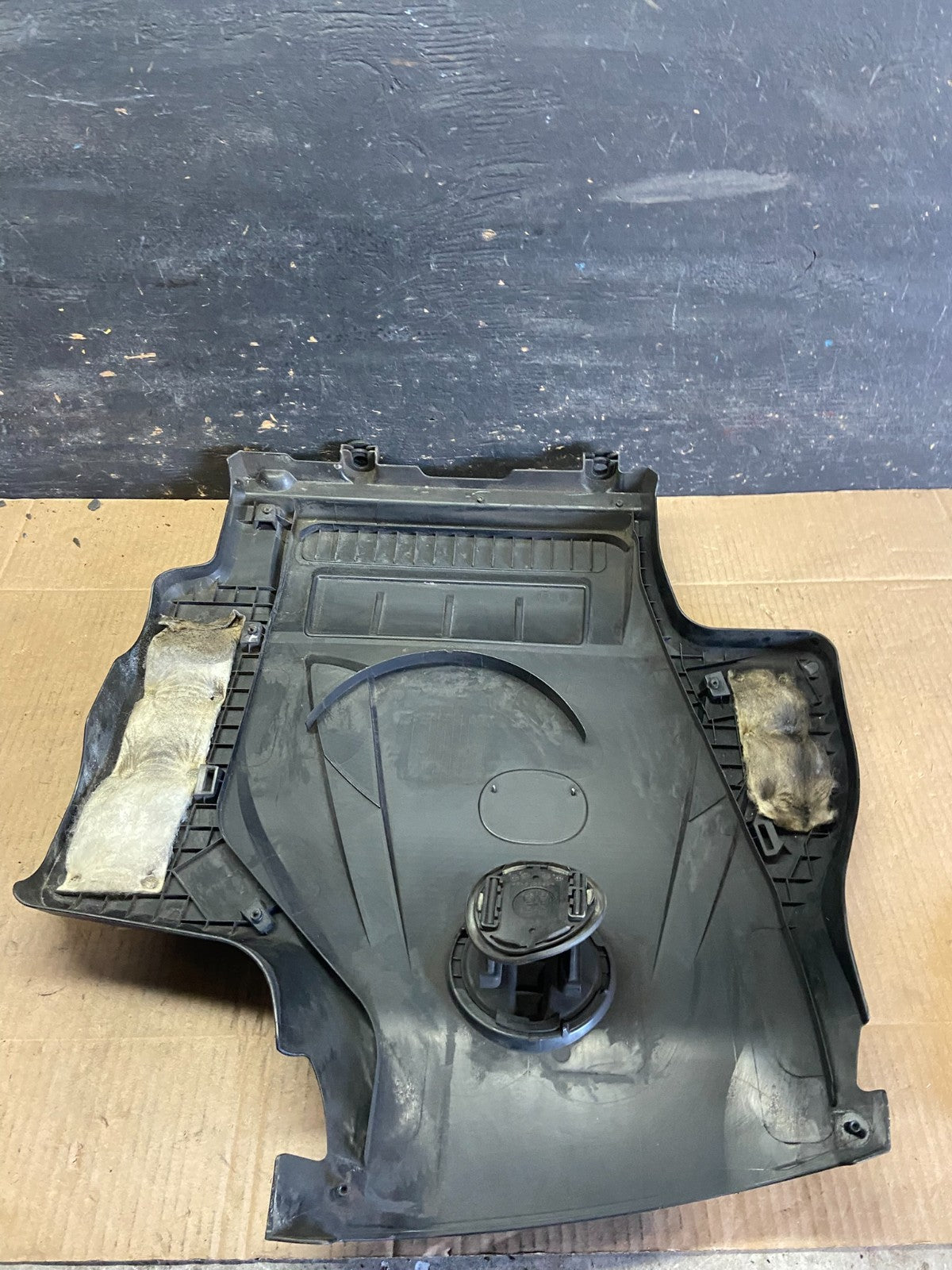 2010 2011 2012 Mazda CX7 CX-7 2.3L Engine Shield Top Cover r7360 DG5