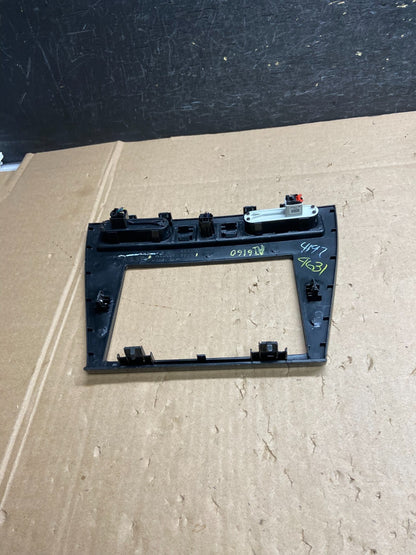 2006 to 2009 Ford Fusion Center Dash Radio Bezel Trim ai6160 DG3