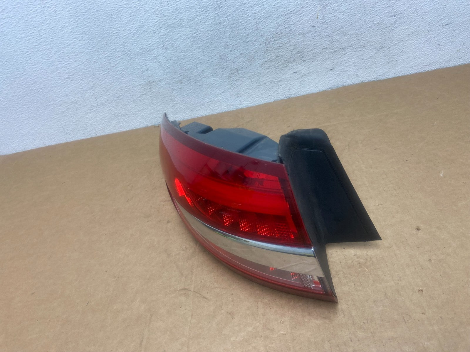 2017 - 2018 Ford Fusion Left Driver LH Side Tail Light AD6023 DW1