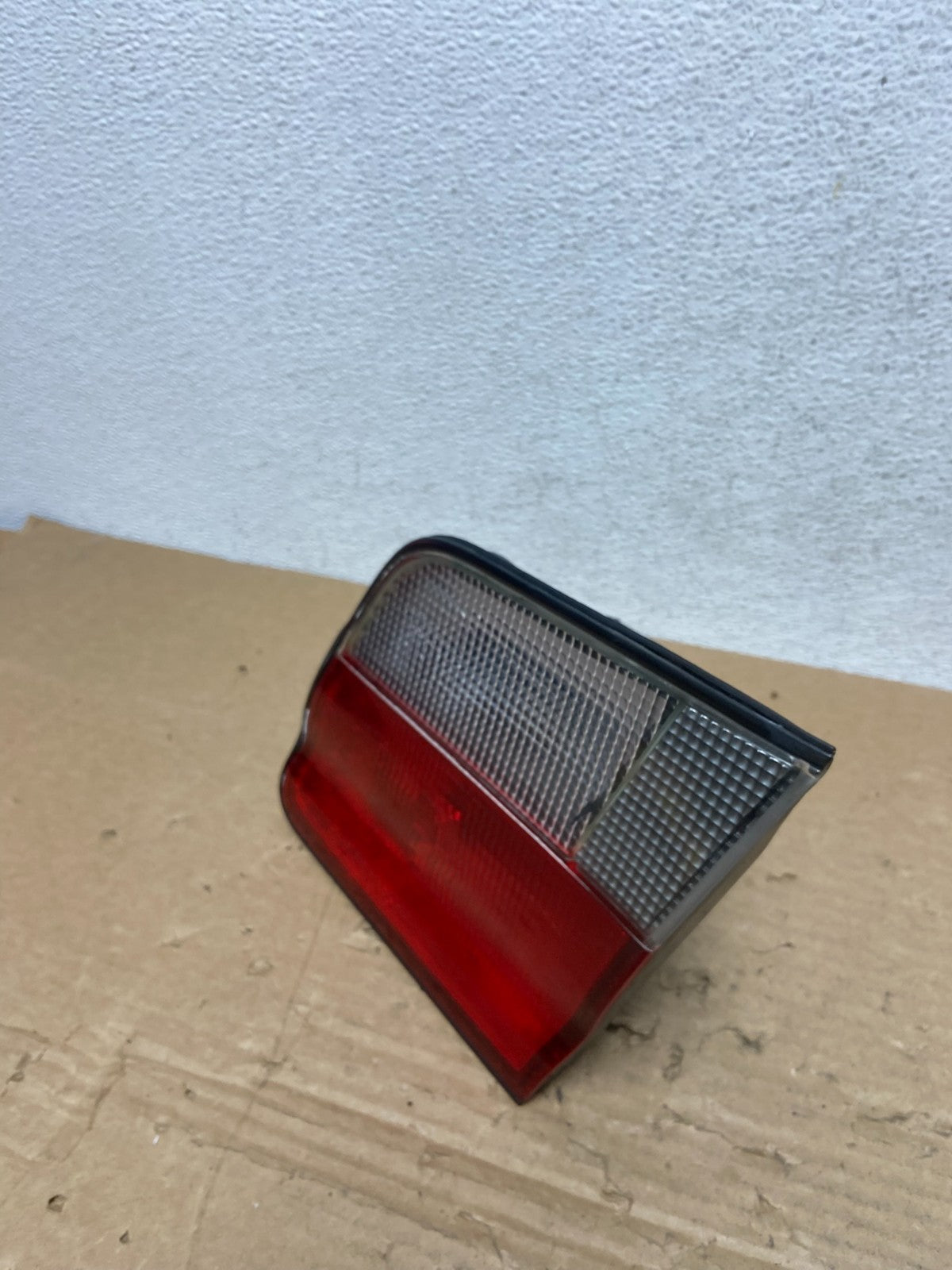 1995 1996 Nissan Maxima Right Passenger RH Side Inner Tail Light AD4108 DW1