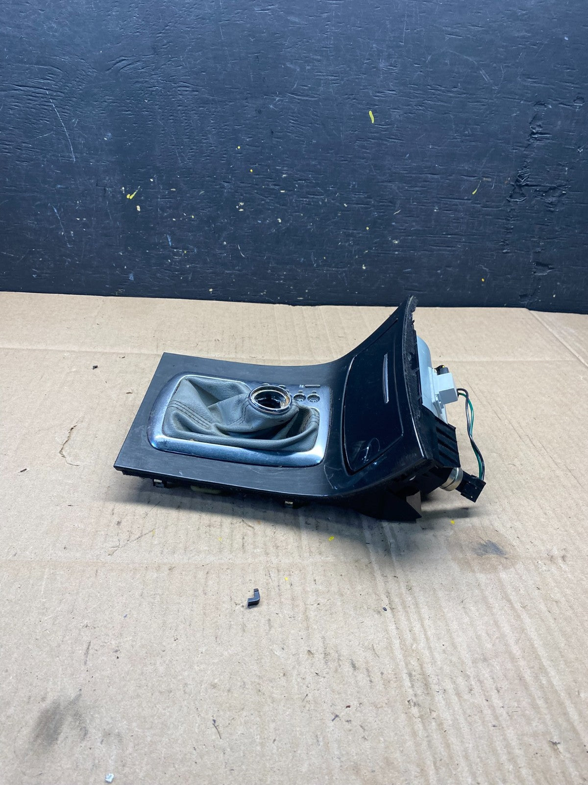 2008 to 2012 Infiniti EX35 Center Console Shifter Trim Bezel P2049 PS3