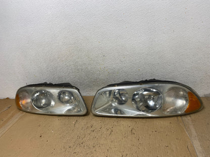 2008 to 2018 Mack CXU613 MP8 Right Passenger Side Headlight AH2924 PS2