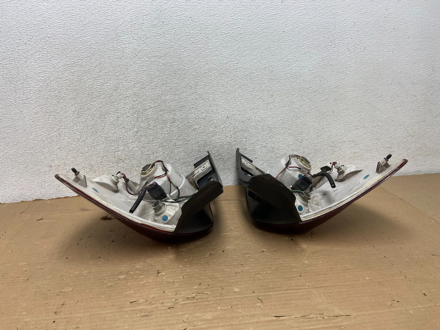 2010 to 2015 Chevrolet Equinox Left+Right Side Tail Lights AG8178 DW8