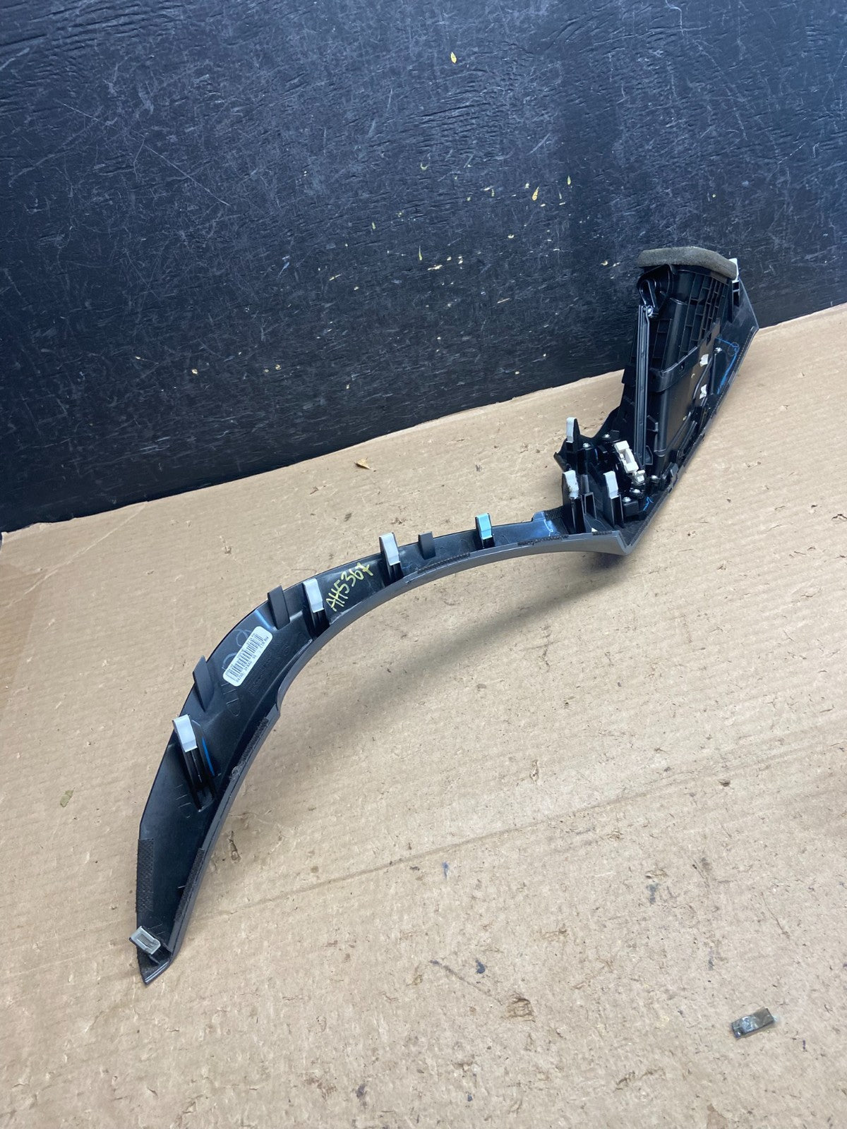 2014-2016 Hyundai Elantra Center Right Garnish Trim Bezel Air Vent AH5367 DG4