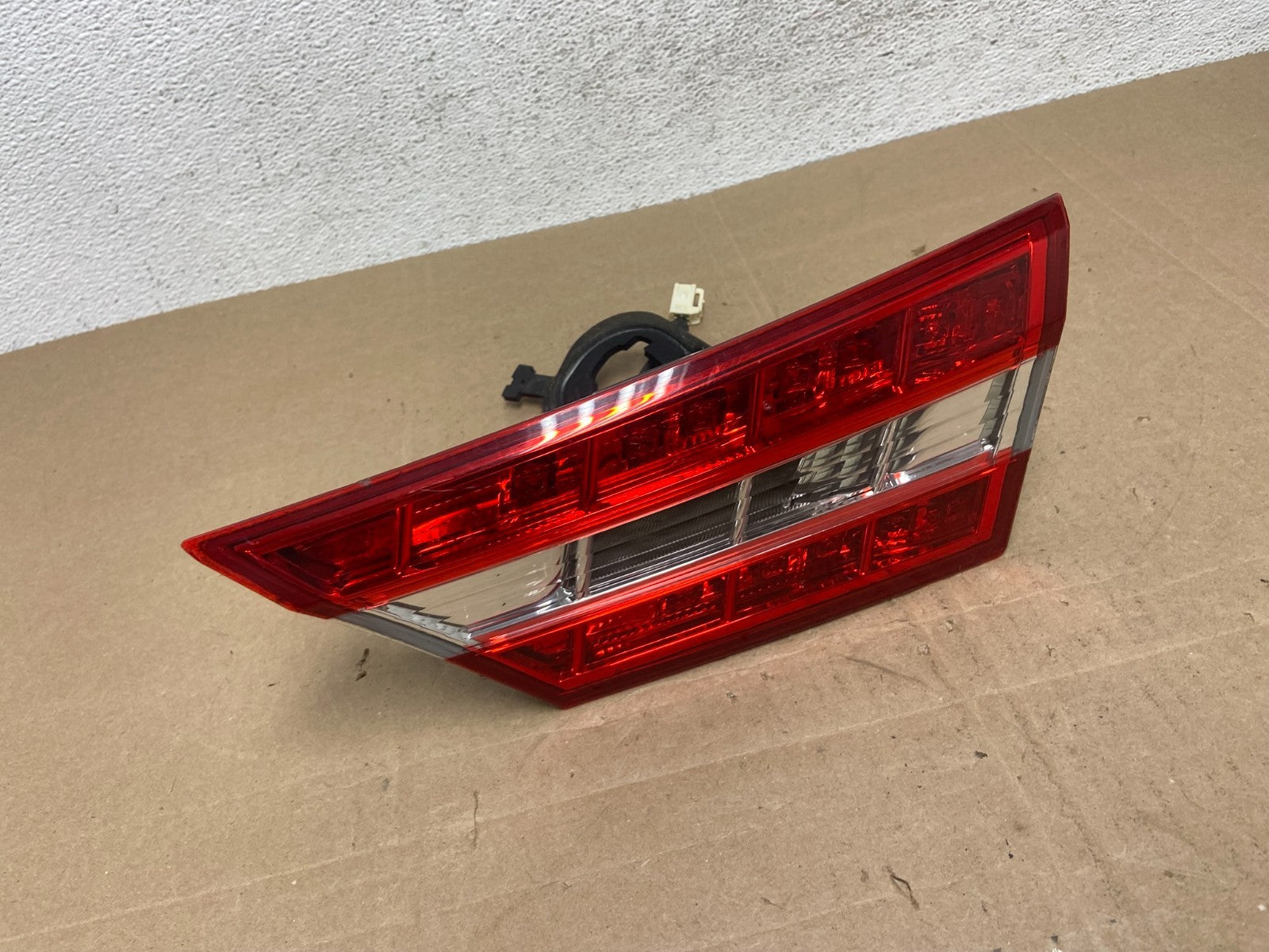 2013 2014 2015 Toyota Avalon Right Passenger Rh Inner Tail Light ae5007 DG0