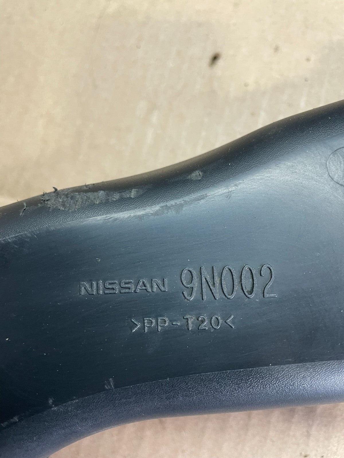 2009 to 2014 Nissan Maxima Upper Air Intake Duct  OEM Z8336 DG8
