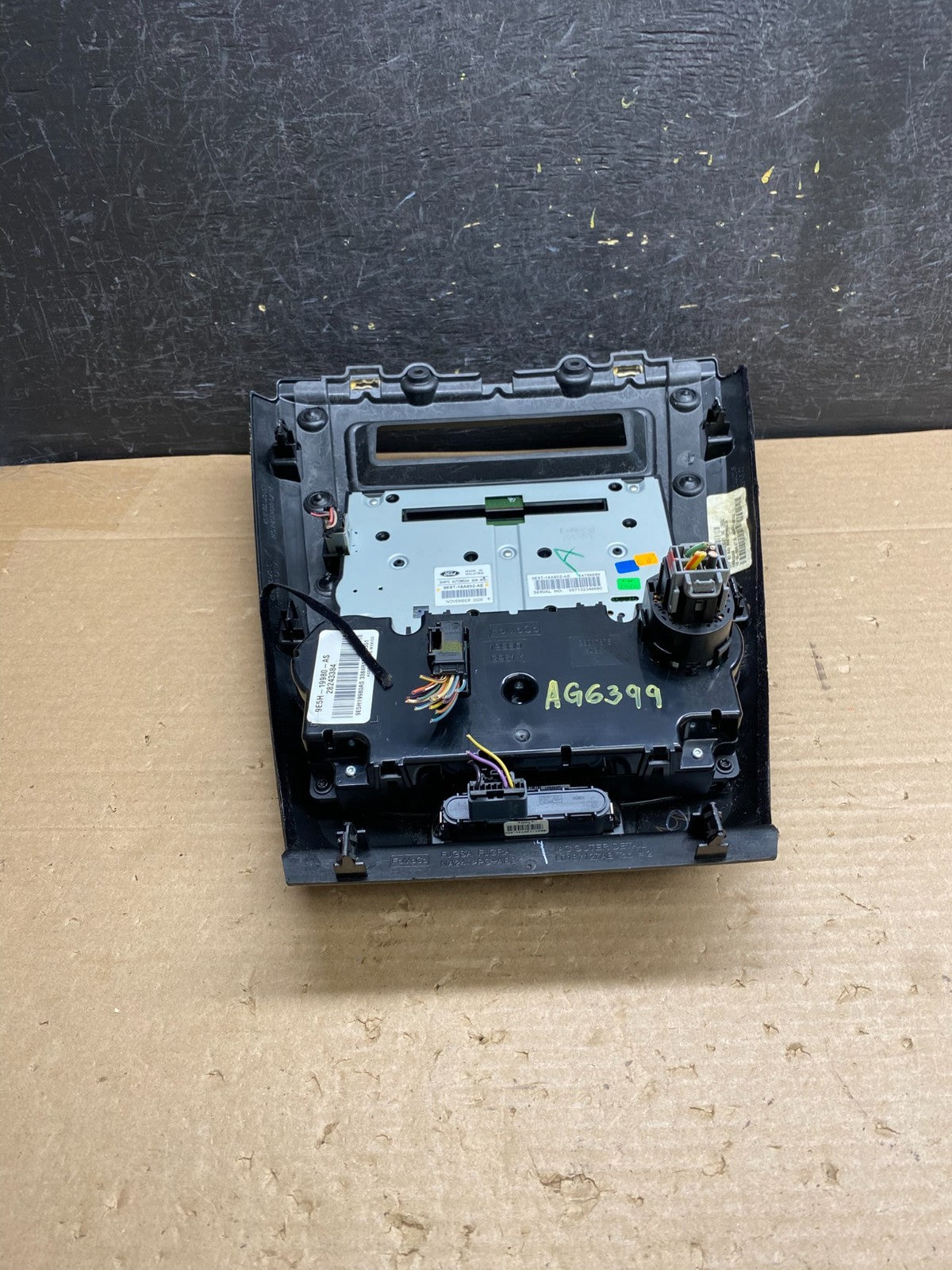 2010 to 2012 Ford Fusion Radio Climate Control A/C Control ag6399 DG4