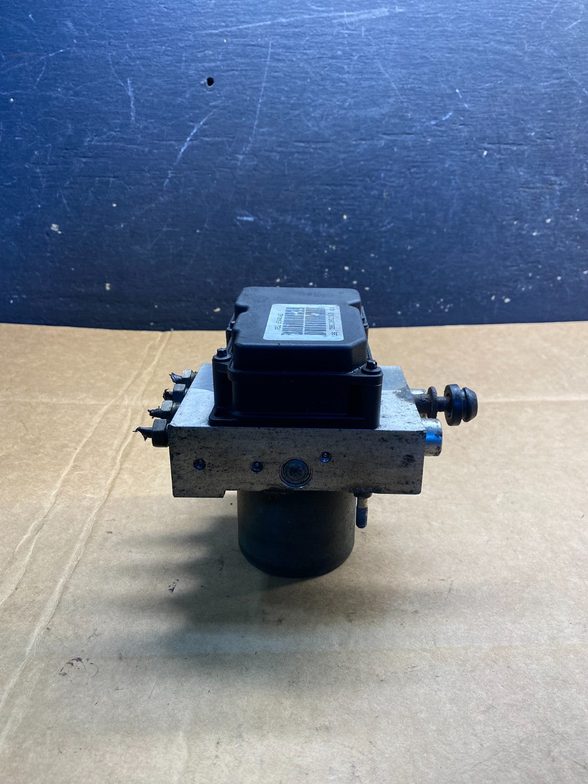 2004 2005 Dodge Durango ABS Anti Lock Brake Pump OEM AB3529 DG4