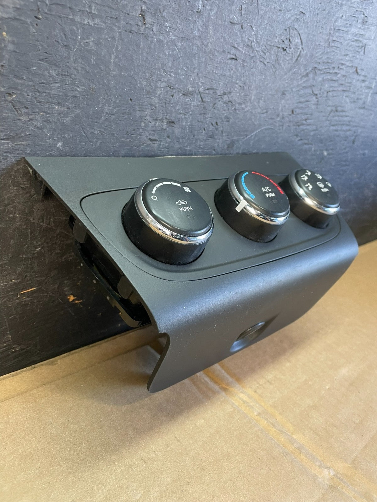 2011-2014 Chrysler 200 Heater AC Climate Switch Temperature Control OE ac5470 DG1