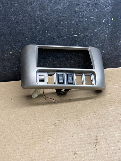 2001-2003 Toyota Sienna Center Console Dash Radio Bezel Trim AH3581 DG0