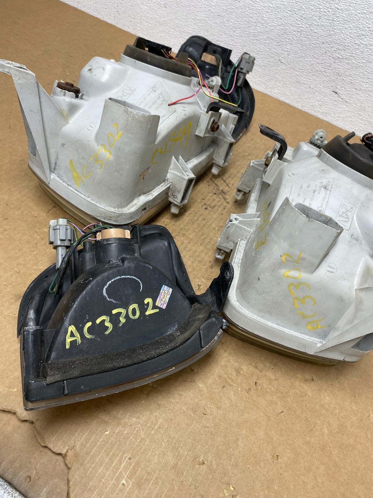 1999-2004 Nissan Pathfinder Left+Right Side Set Halogen Headlights Oem AC3302 DW12