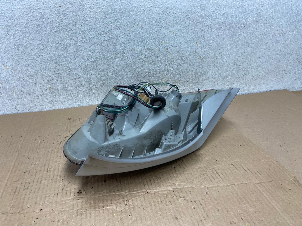 2004 2005 2006 2007 2008 Nissan Maxima Right Passenger Tail Light AI1316 LK4